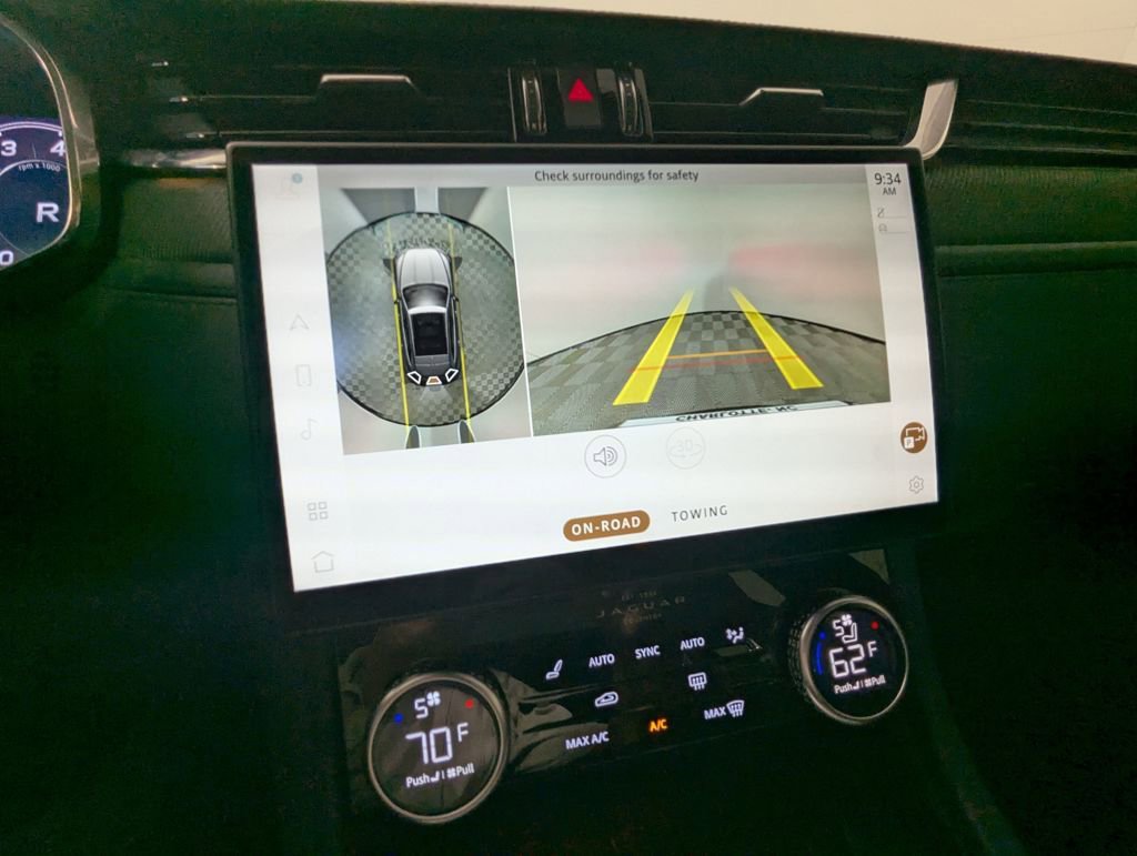 Used 2022 Jaguar F-PACE SVR image 75