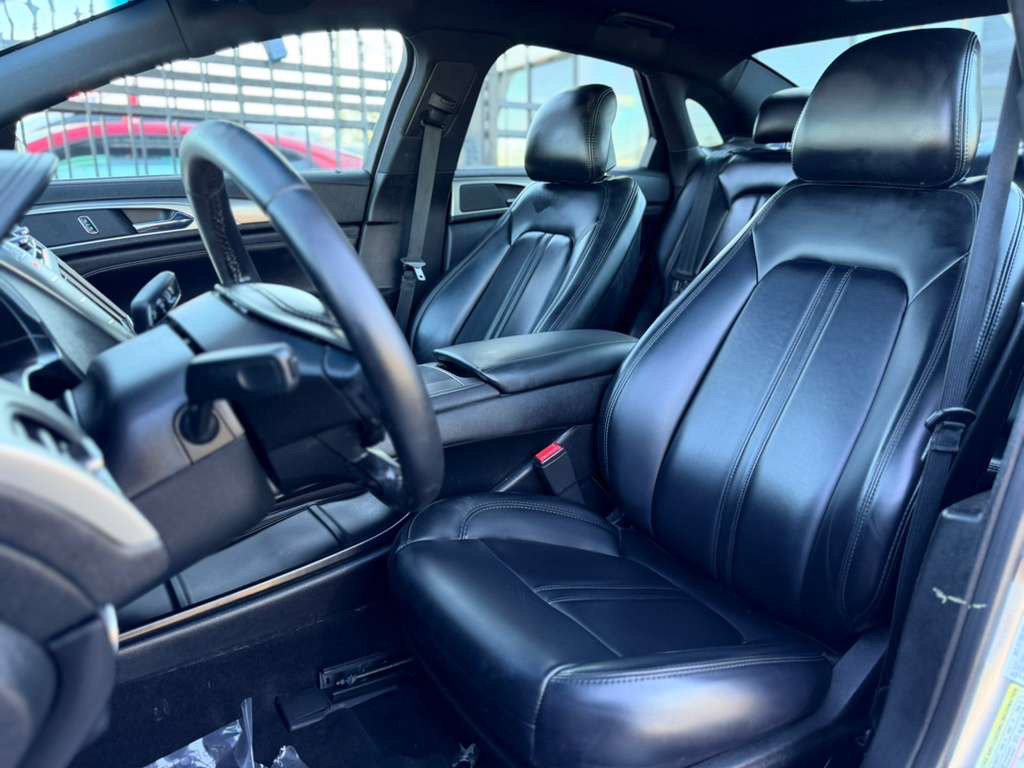 Used 2019 Lincoln MKZ Premiere FWD image 14