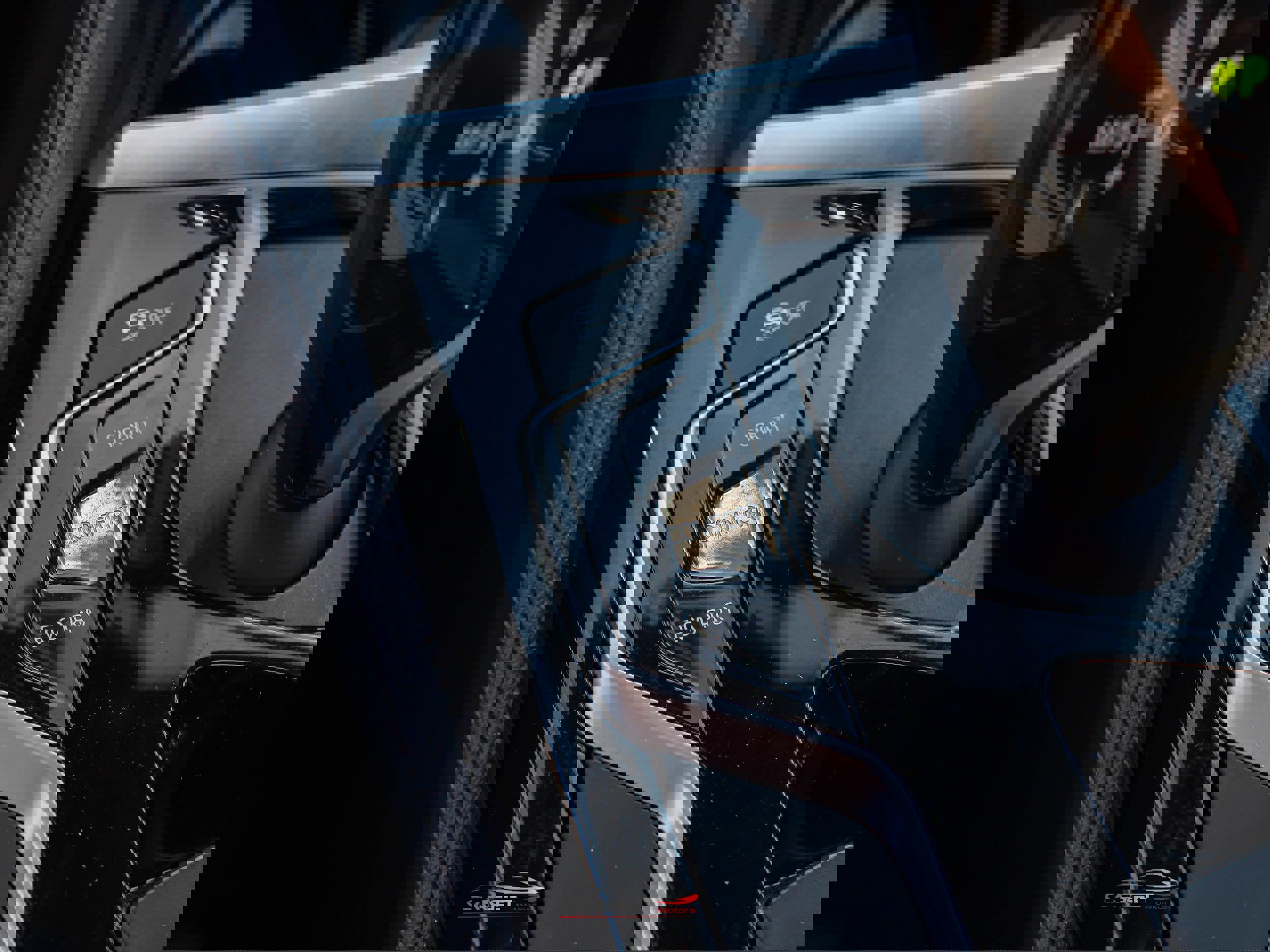 Used 2019 BMW 540i w/ M Sport Package image 37