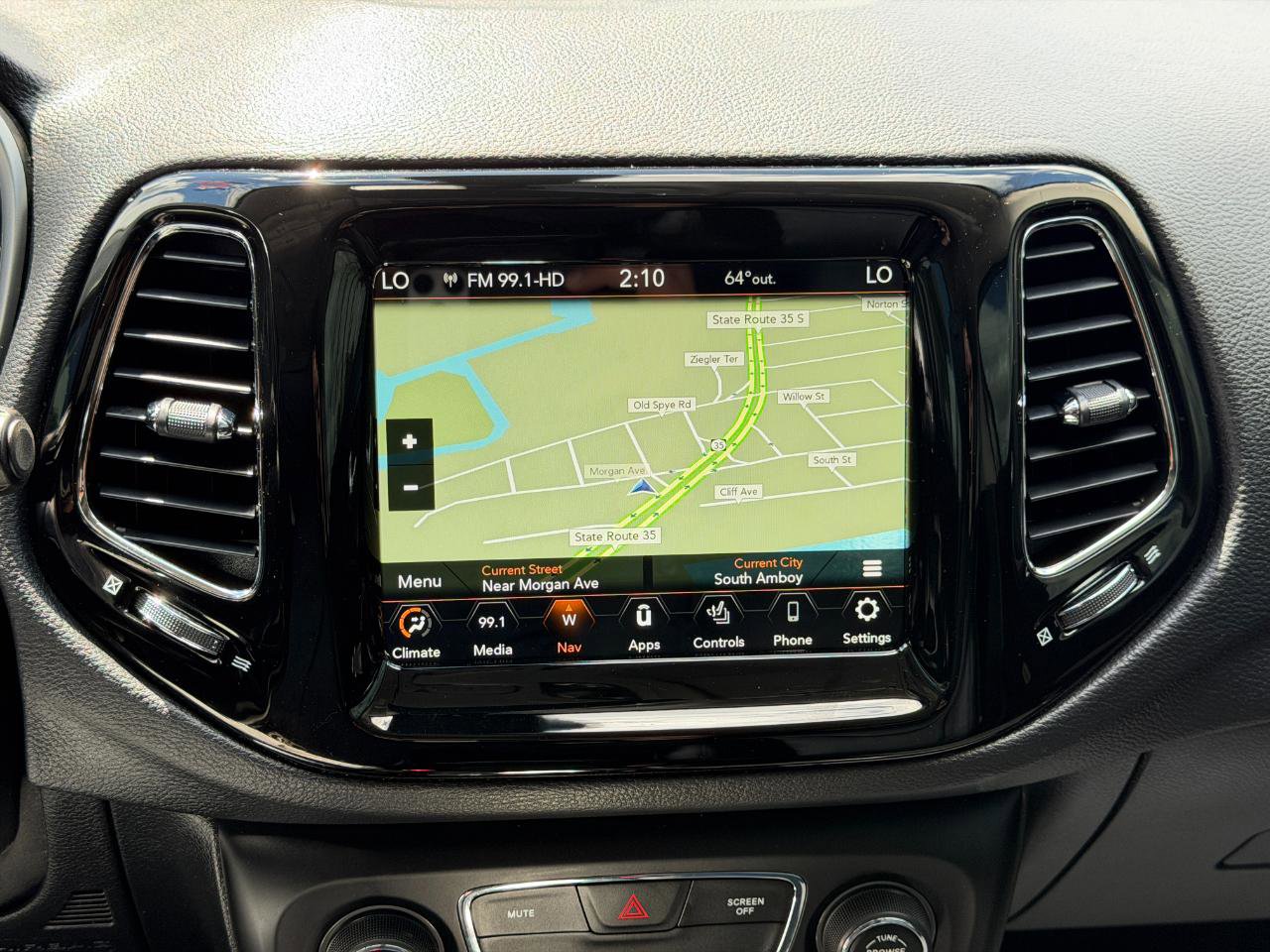 Used 2020 Jeep Compass Limited AWD/4WD image 21