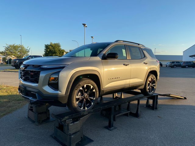 New 2026 Chevrolet Equinox RS w/ Convenience Package III image 1