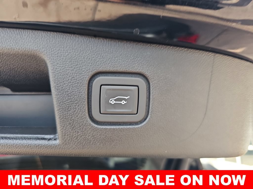 New 2024 Chevrolet Blazer EV LT AWD/4WD image 13