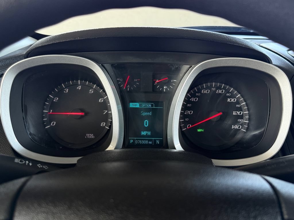 Used 2017 Chevrolet Equinox LS AWD/4WD image 14