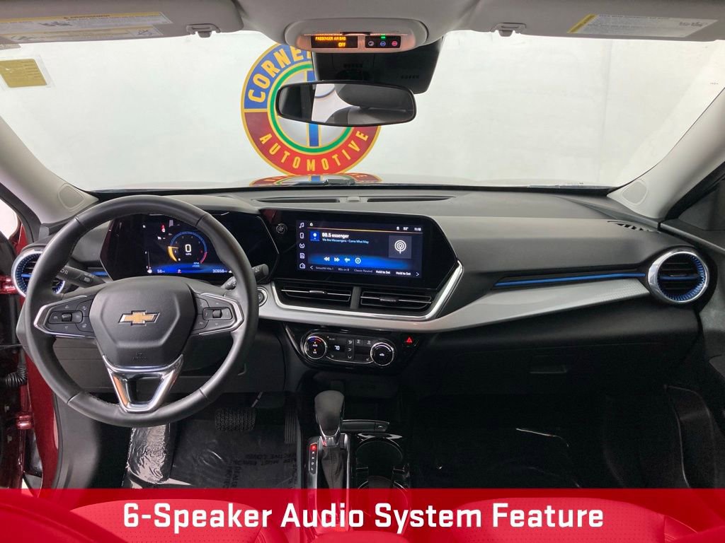 Used 2024 Chevrolet Trax LT w/ LT Convenience Package image 7