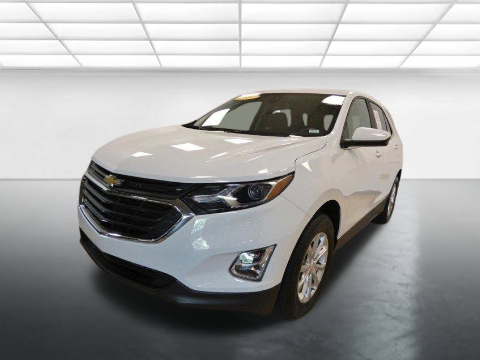Used 2021 Chevrolet Equinox LT w/ LPO, Cargo Package image 2