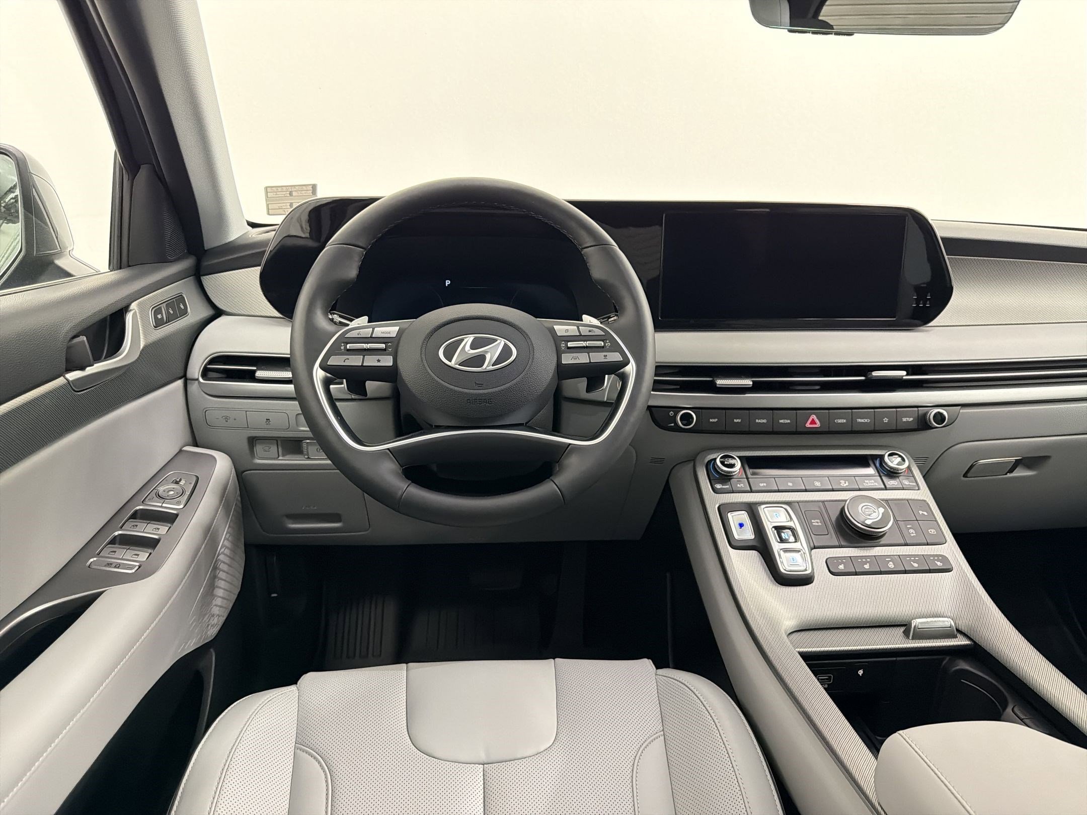 Used 2025 Hyundai Palisade SEL FWD image 26