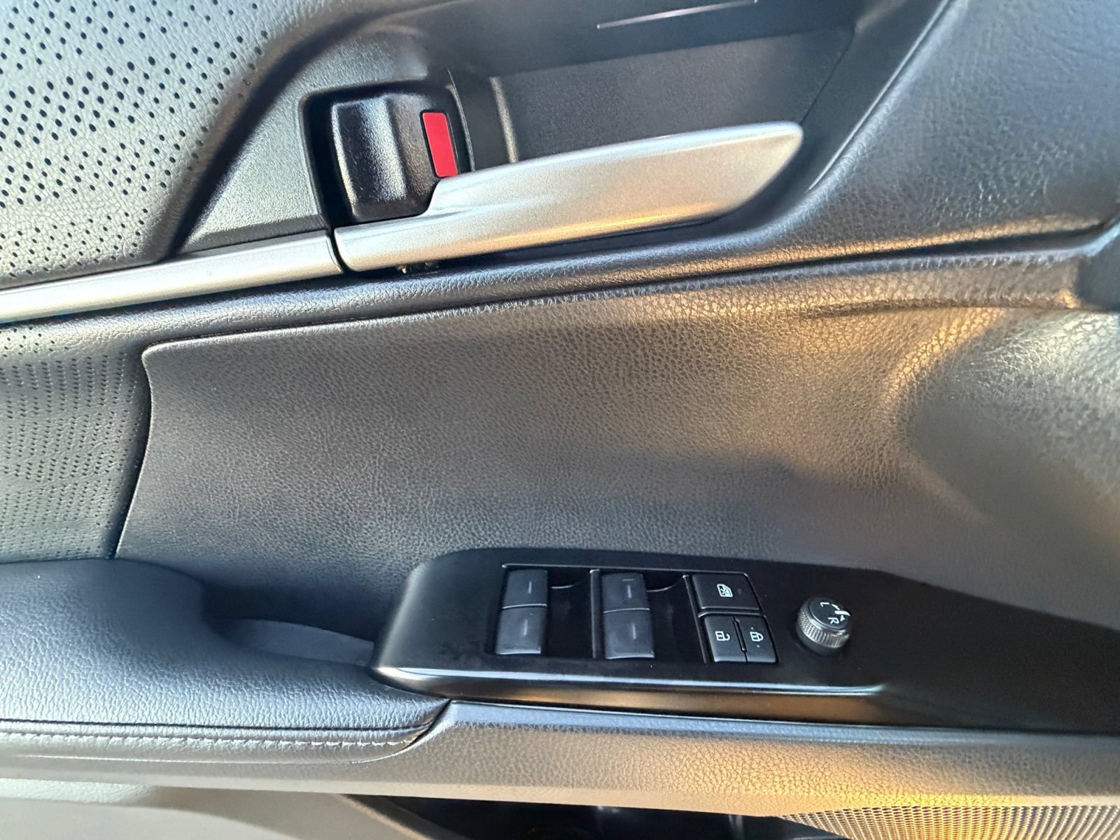 New 2026 Toyota Camry XSE AWD/4WD image 17