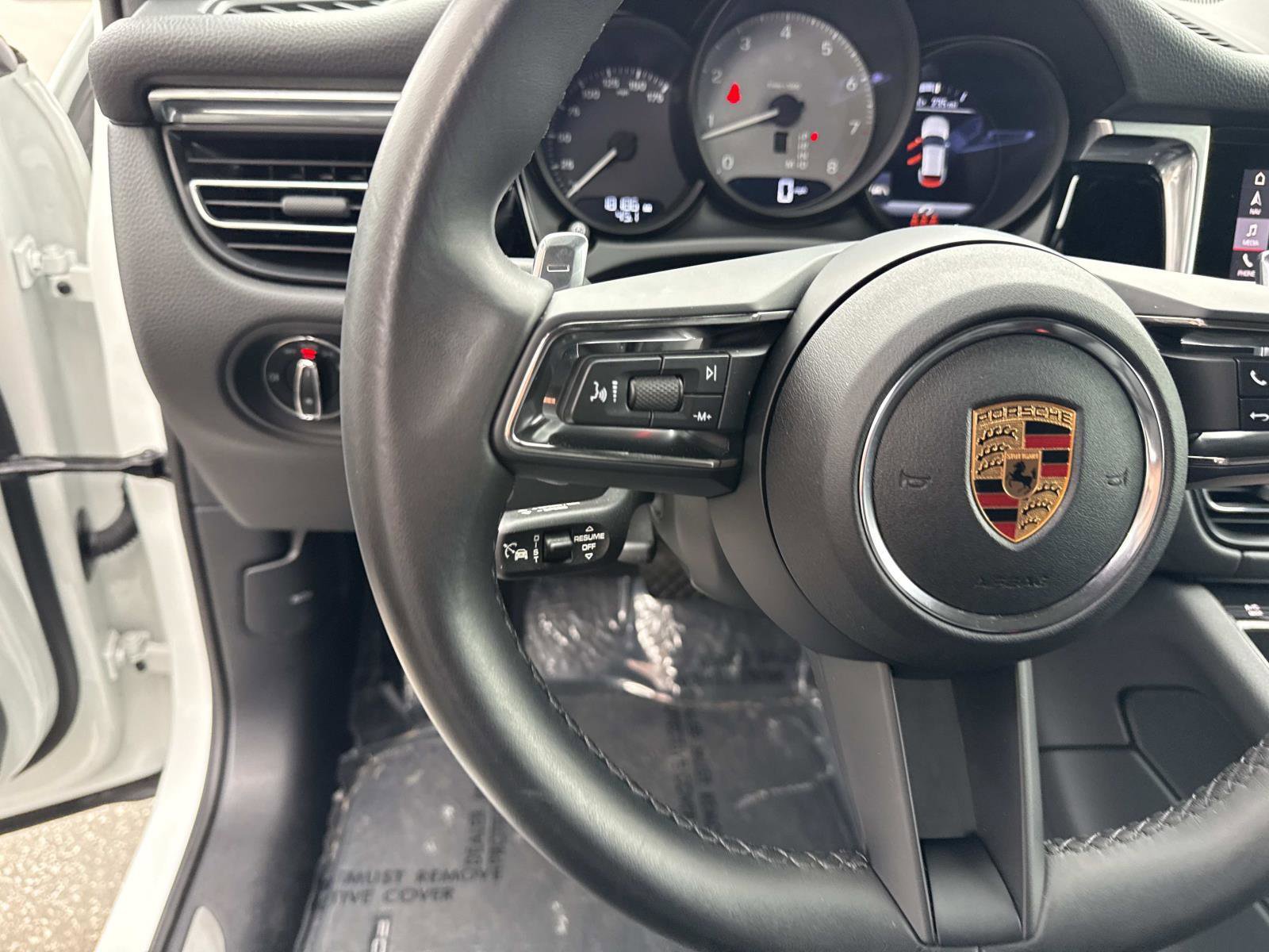 Used 2024 Porsche Macan S image 29