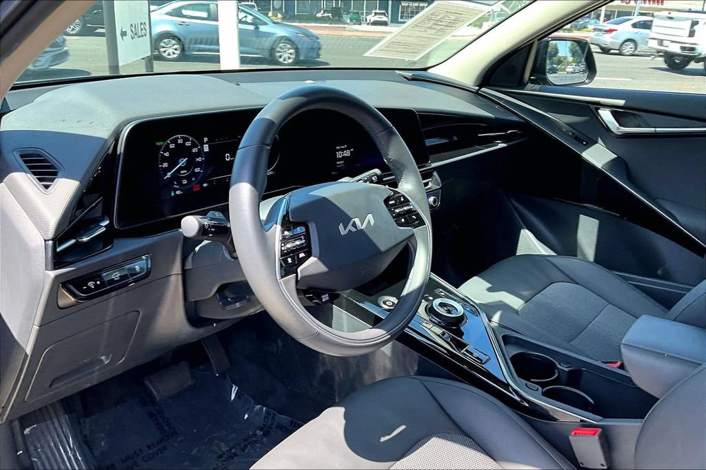 Used 2024 Kia Niro Wind FWD image 9