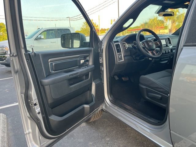 Used 2024 RAM 1500 Classic Warlock image 4