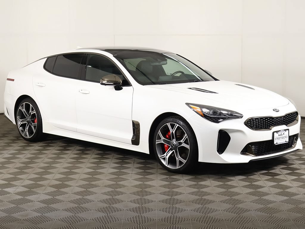 Used 2019 Kia Stinger GT2 AWD/4WD image 2
