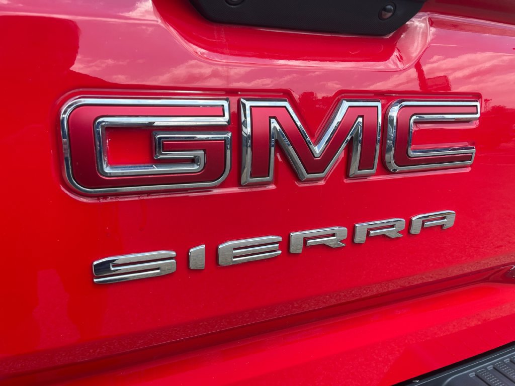 Certified 2019 GMC Sierra 1500 SLE w/ SLE Value Package AWD/4WD image 17