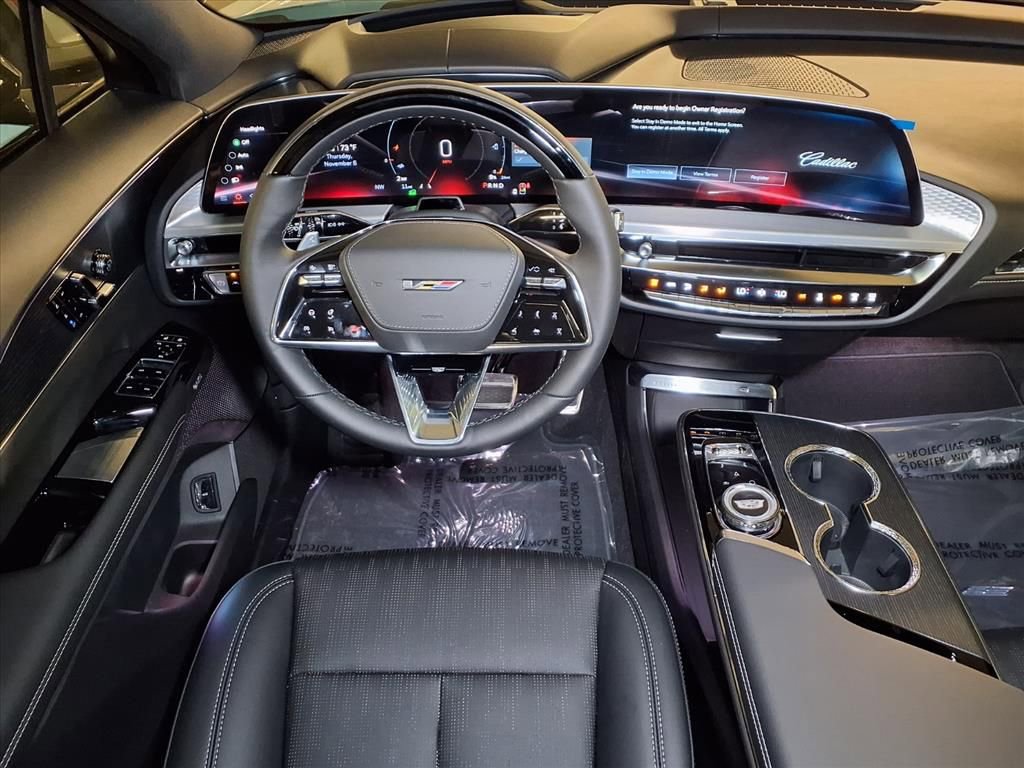 New 2026 Cadillac Lyriq V image 11