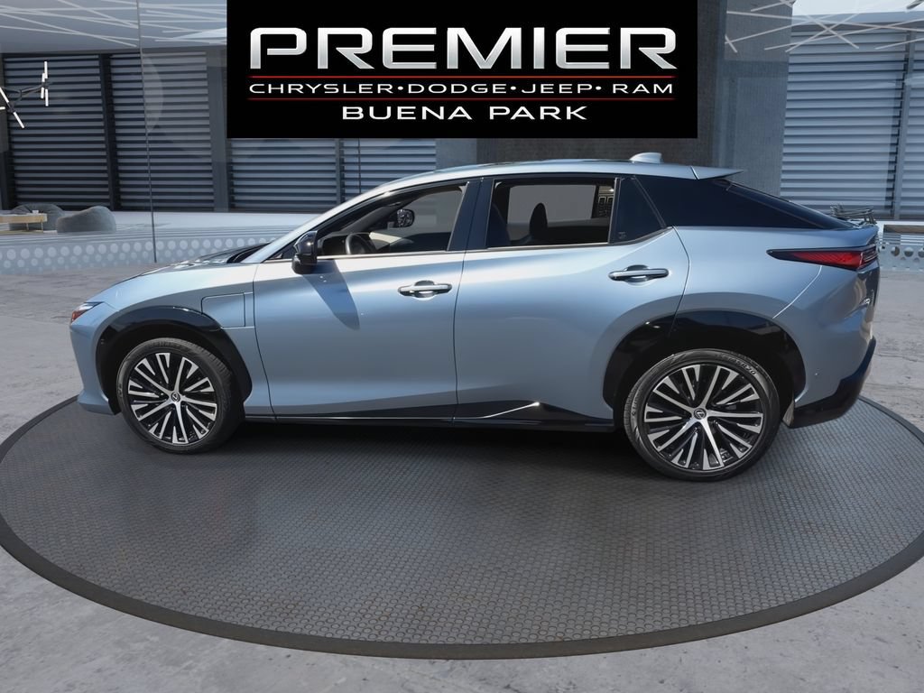 Used 2023 Lexus RZ 450e Premium w/ Accessory Package (Z1) AWD/4WD image 5