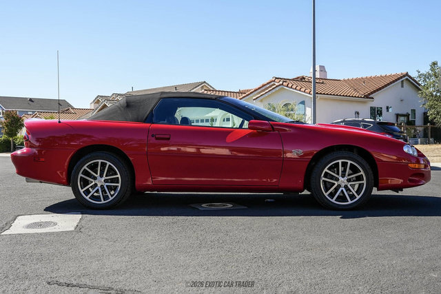 Used 2002 Chevrolet Camaro Z28 w/ SS Performance/Appearance Pkg RWD image 19