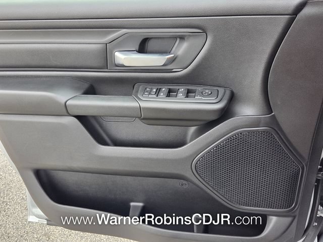 New 2026 RAM 1500 Express AWD/4WD image 29