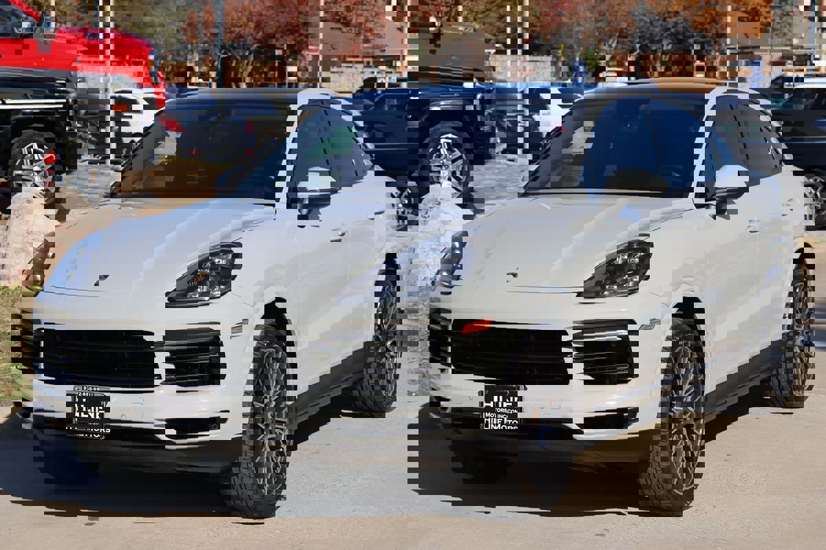 Used 2021 Porsche Cayenne Coupe image 4