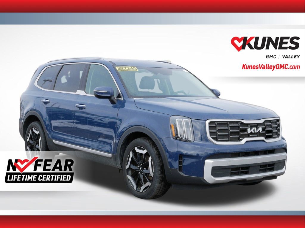 Used 2025 Kia Telluride S AWD/4WD image 1