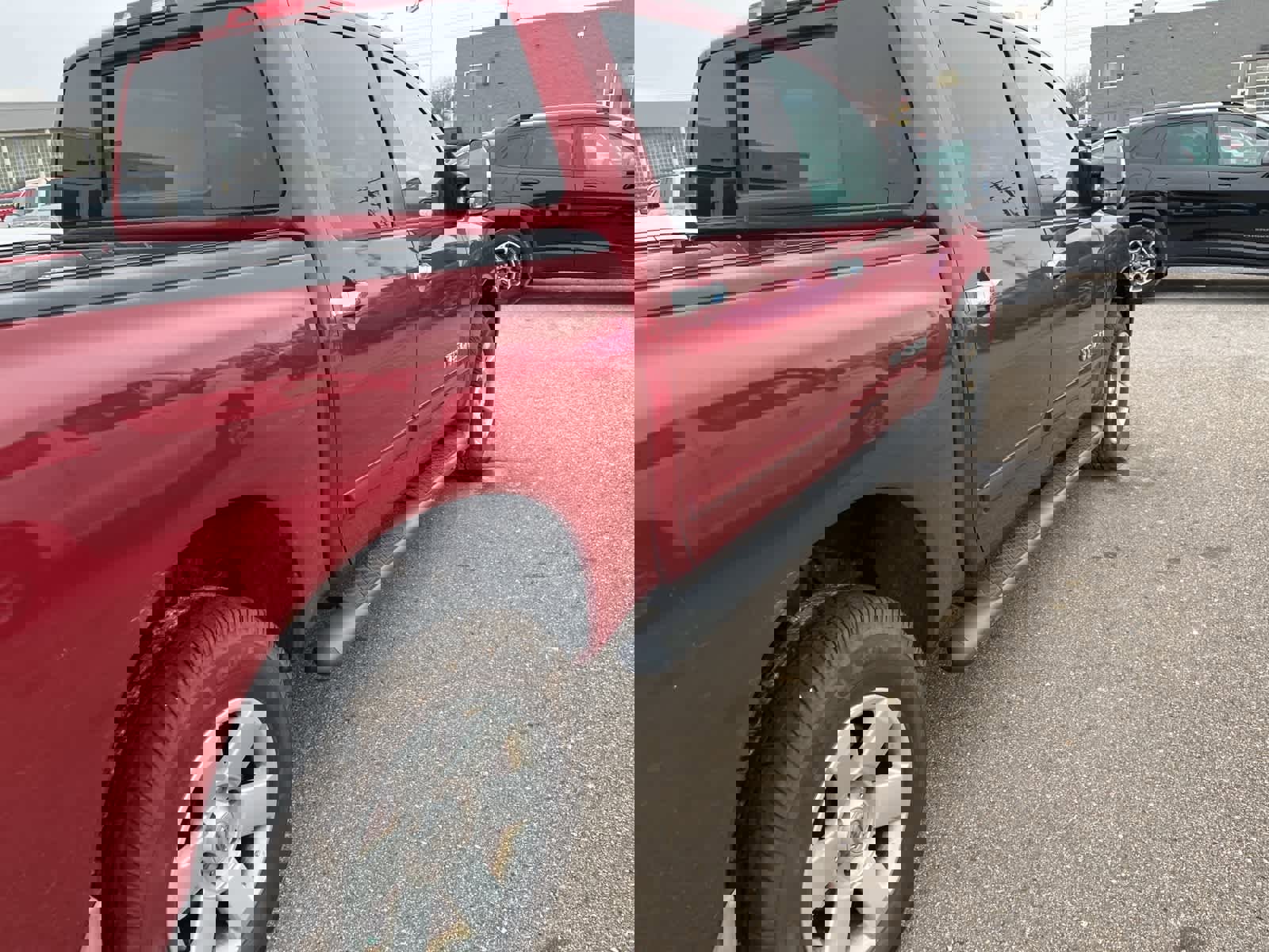 Used 2006 Nissan Titan LE w/ (S01) Side-Airbag Pkg w/ VDC image 18