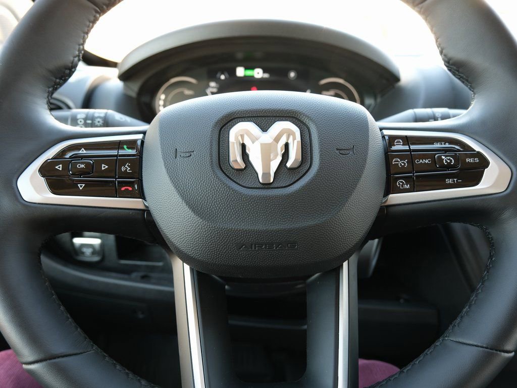 Used 2024 RAM ProMaster 3500 w/ Delivery Van Package image 13