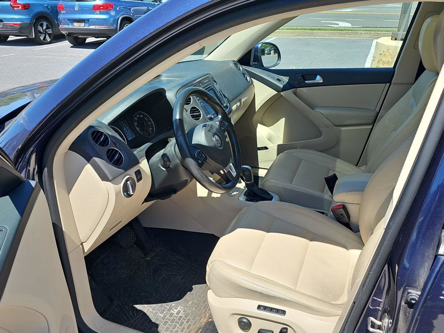 Used 2016 Volkswagen Tiguan SEL AWD/4WD image 7