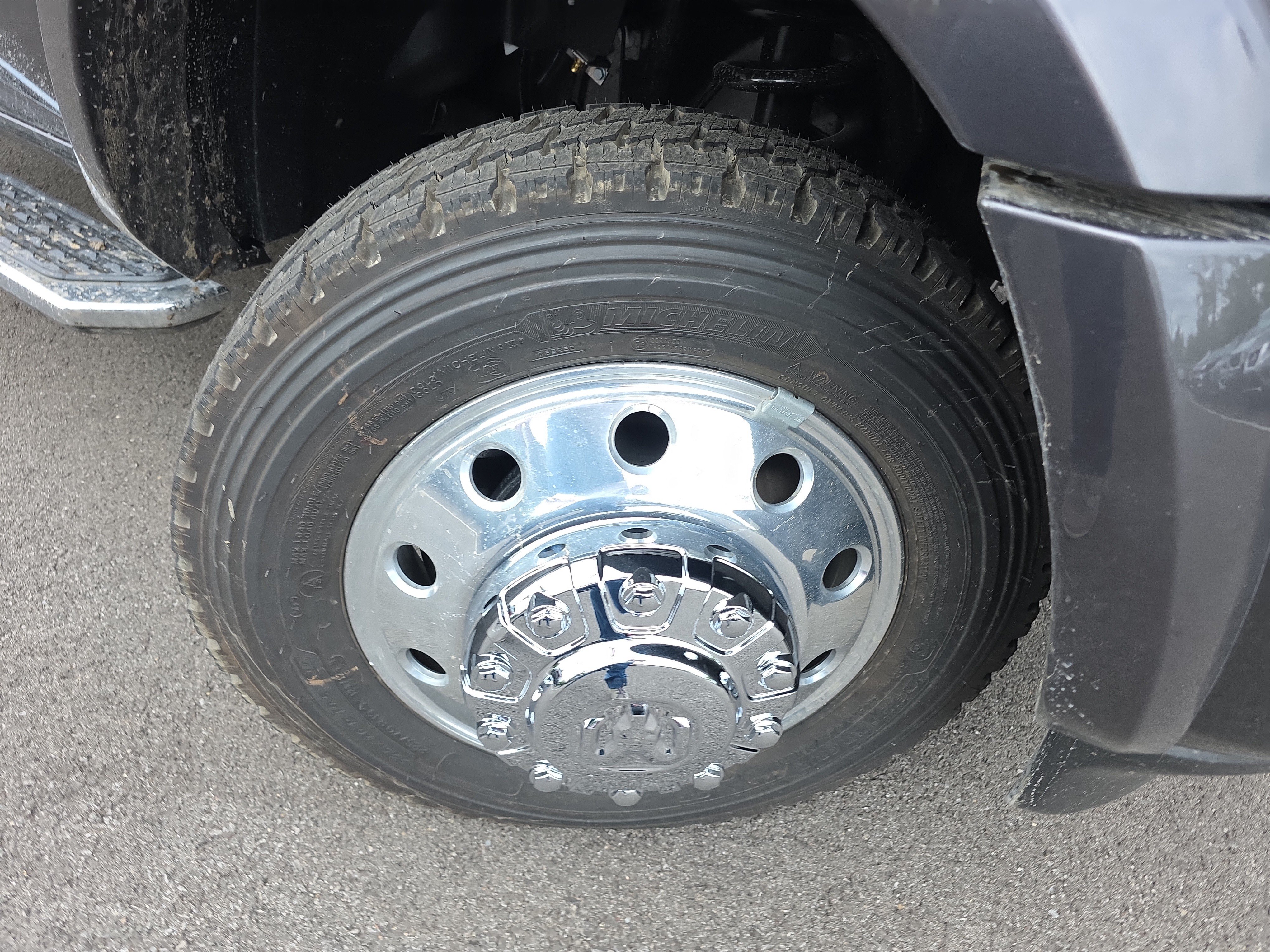 New 2027 RAM 5500 4x4 Crew Cab image 27