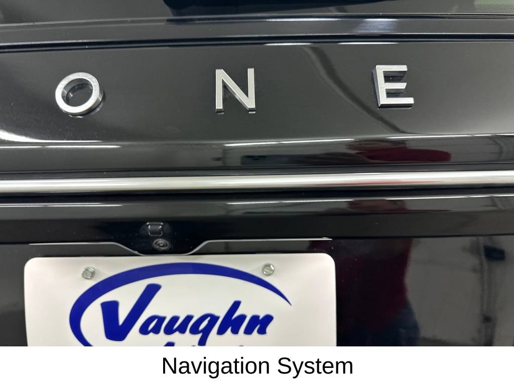 Used 2025 Jeep Wagoneer L Series II w/ 8-pass Seating Package AWD/4WD image 17