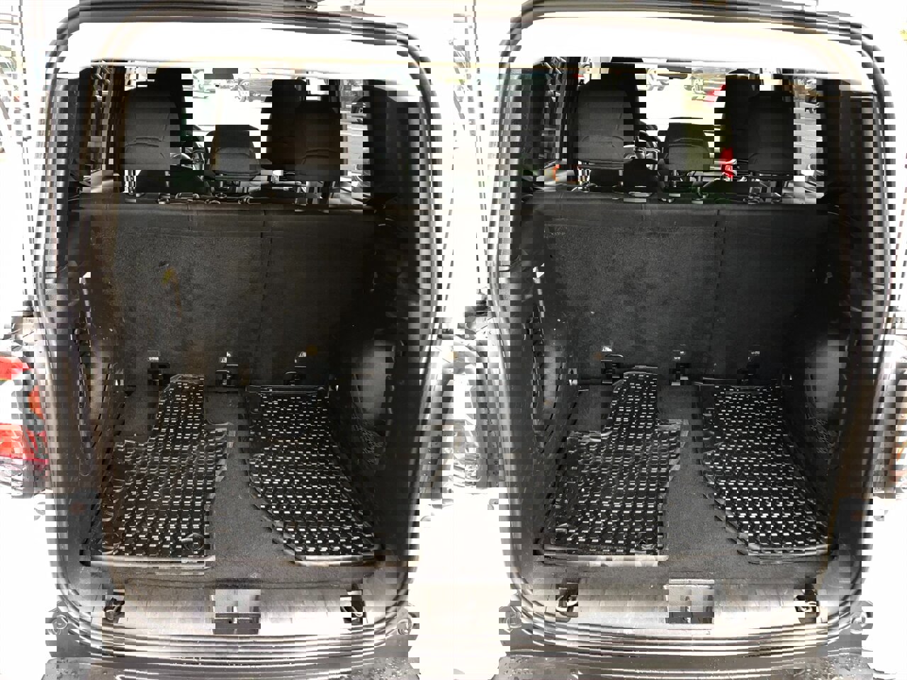 Used 2020 Jeep Renegade Sport image 8