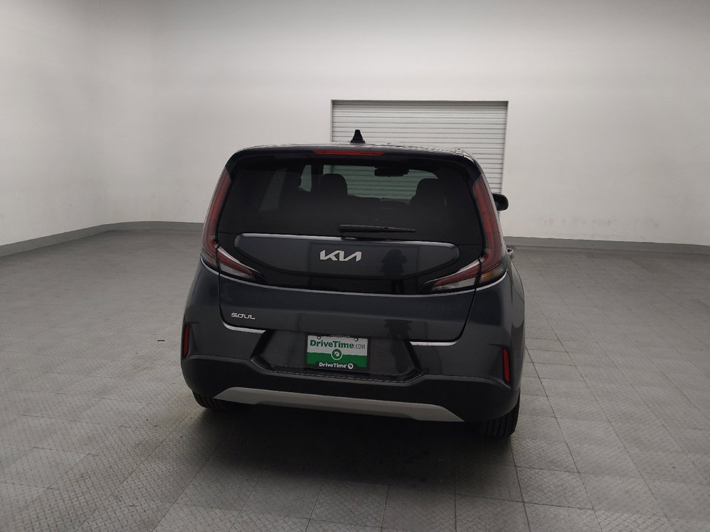 Used 2023 Kia Soul LX w/ LX Technology Package FWD image 7