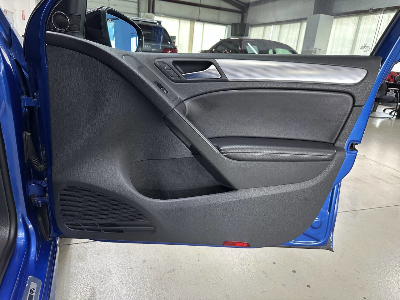 Used 2013 Volkswagen Golf R 4-Door image 16