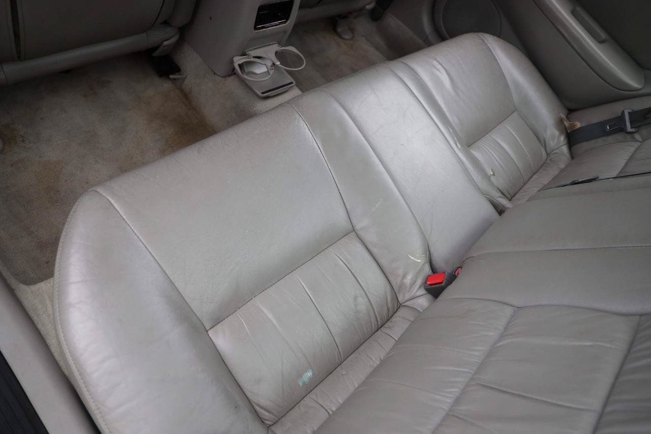 Used 1998 Lexus ES 330 w/ Leather Trim Pkg FWD image 10
