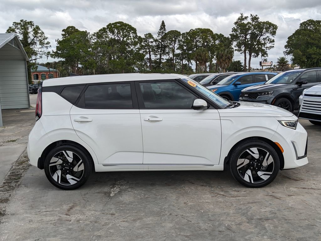 Certified 2025 Kia Soul GT-Line w/ GT-Line Technology Package image 9