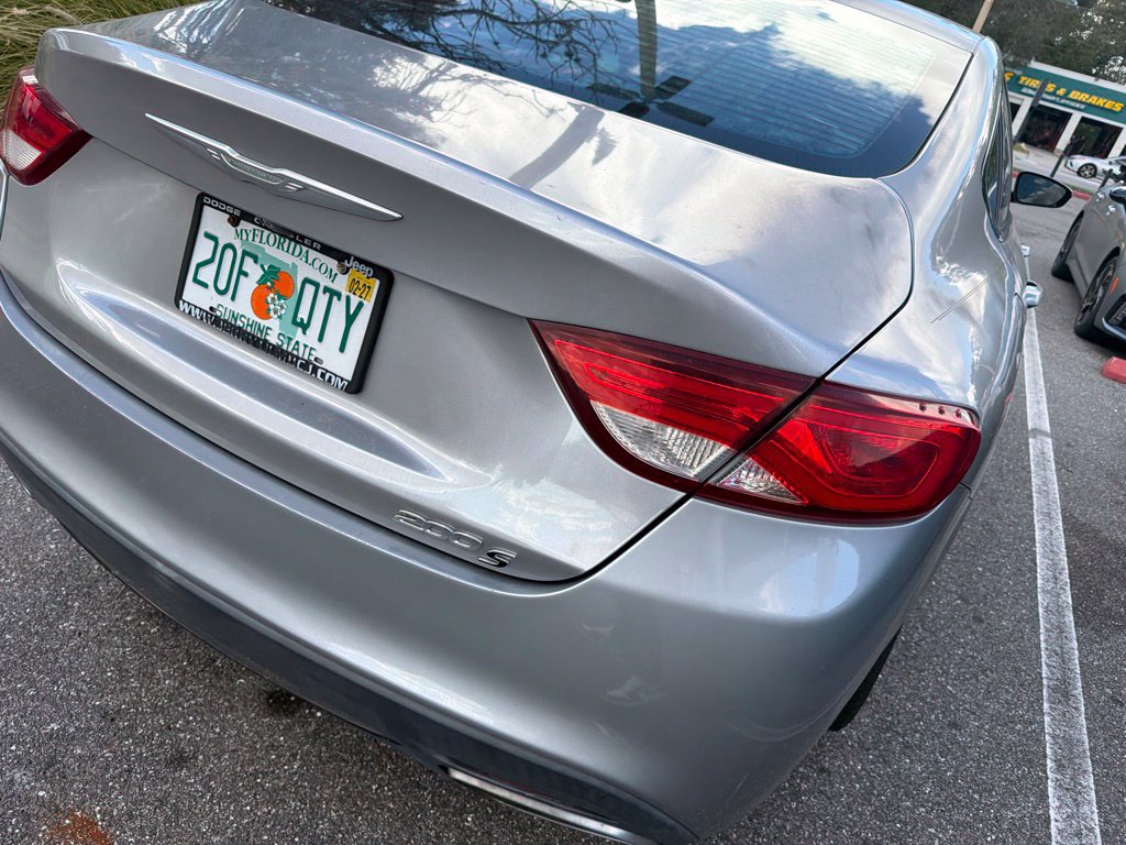 Used 2015 Chrysler 200 S w/ Navigation & Sound Group I FWD image 38