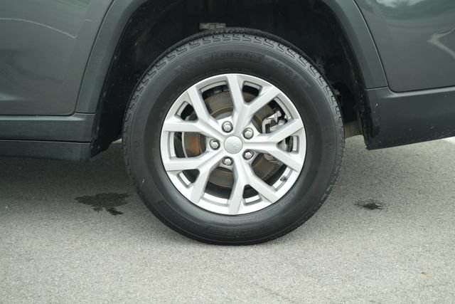Used 2021 Jeep Grand Cherokee L Limited AWD/4WD image 47