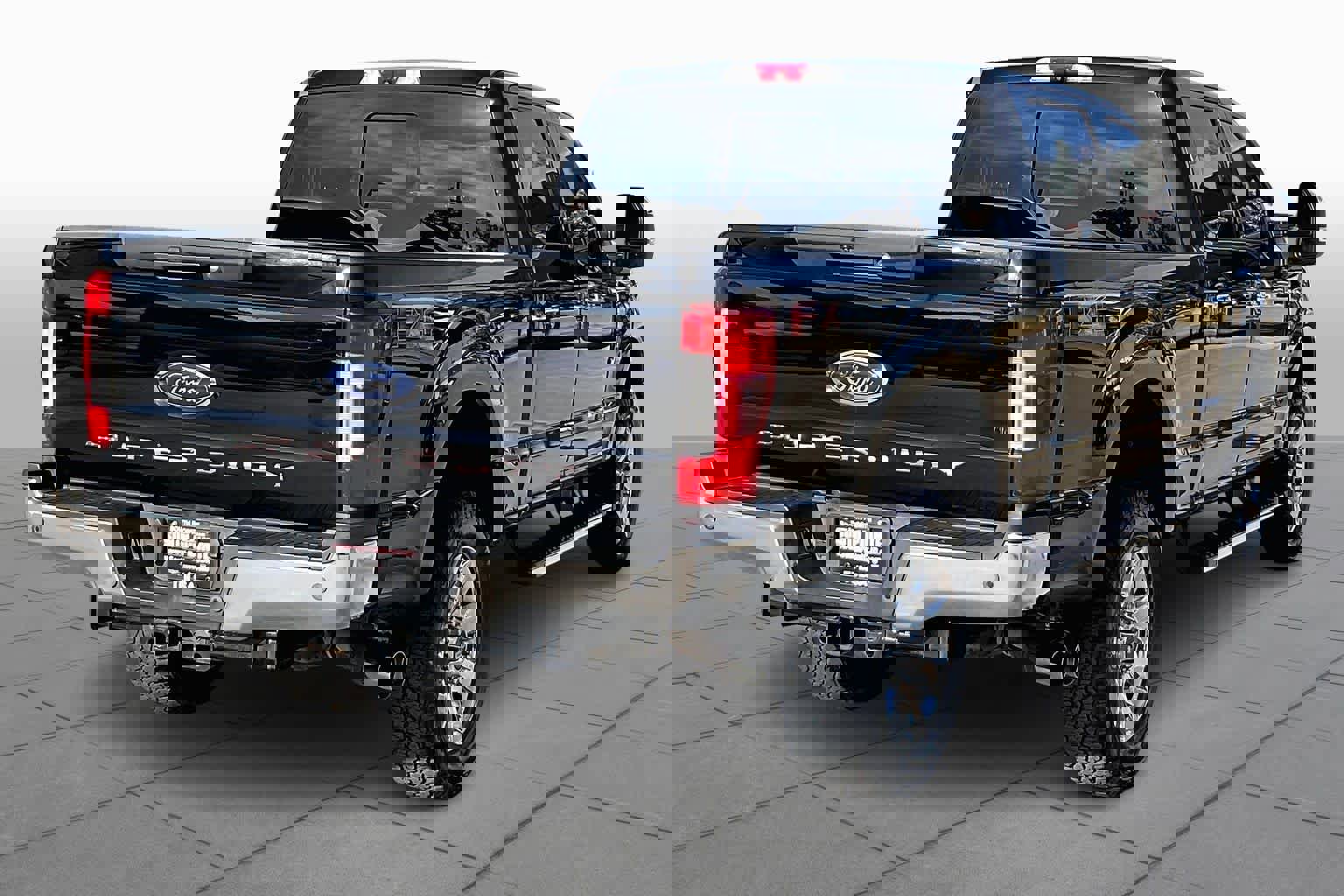 Used 2018 Ford F250 Lariat w/ Lariat Ultimate Package image 11