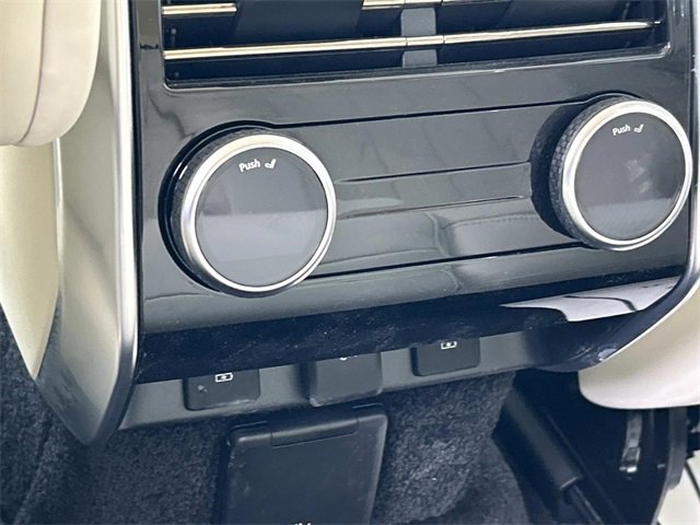 Used 2024 Land Rover Range Rover SE image 23