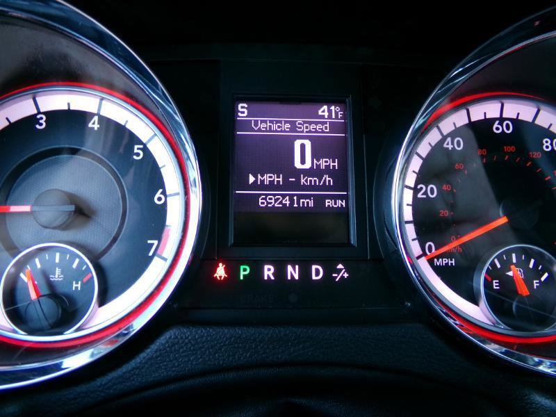 Used 2019 Dodge Grand Caravan SE w/ UConnect Hands-Free Group image 15