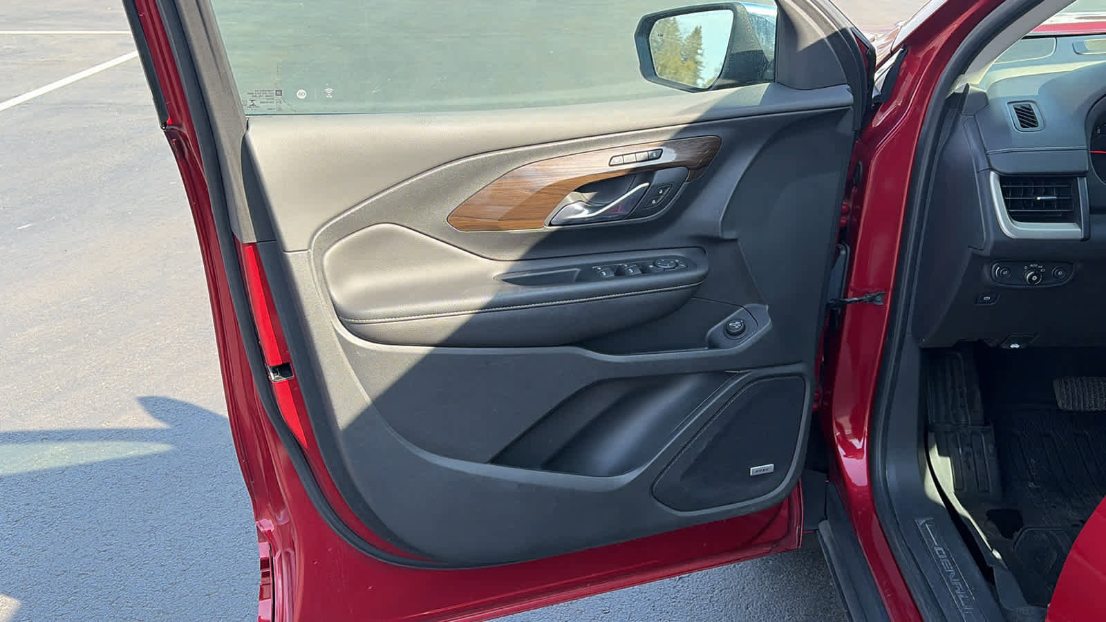 Used 2019 GMC Terrain Denali w/ Driver Alert Package II image 5