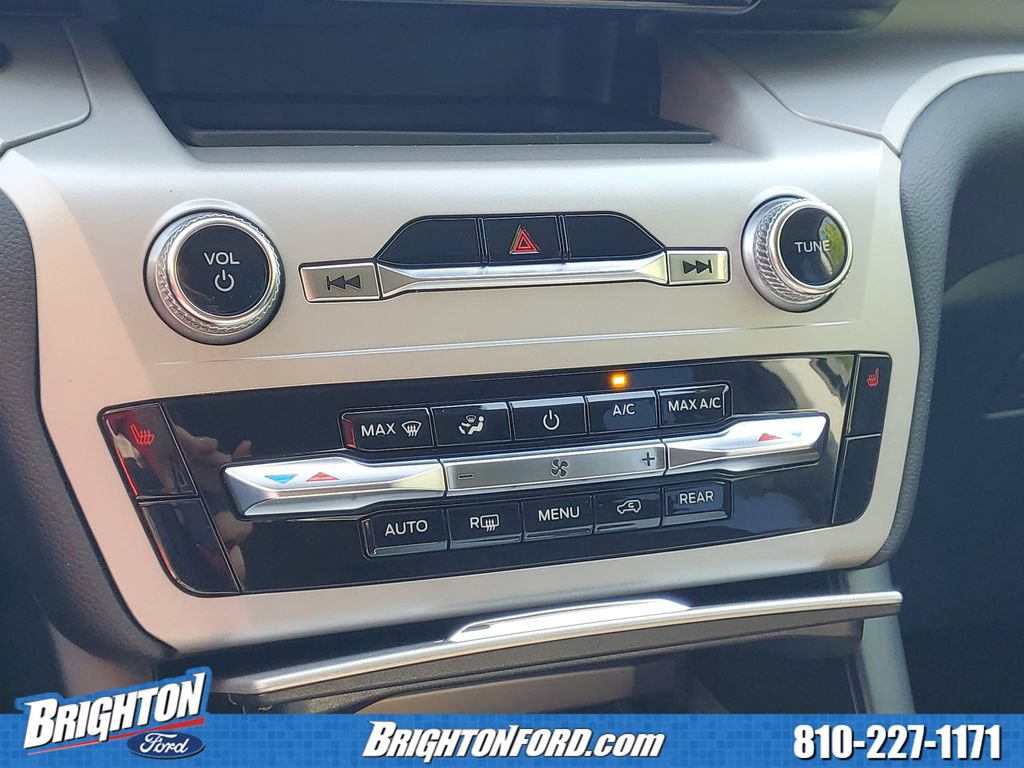 Certified 2024 Ford Explorer XLT AWD/4WD image 25