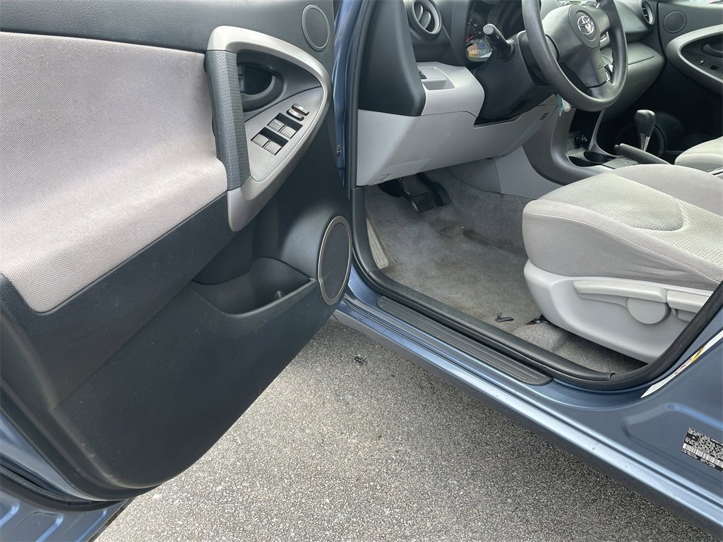 Used 2007 Toyota RAV4 4WD image 14