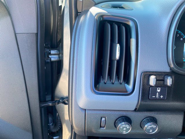 Used 2017 Chevrolet Colorado Z71 AWD/4WD image 17