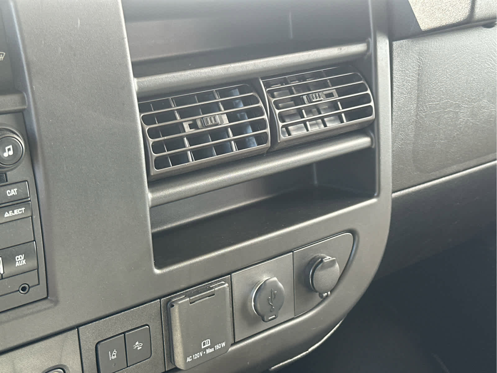 Used 2020 Chevrolet Express 3500 Extended w/ Driver Convenience Package image 31