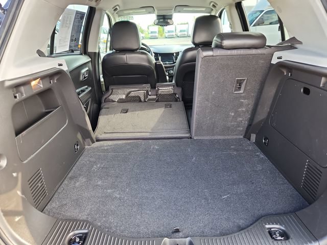 Used 2019 Chevrolet Trax LT w/ LT Convenience Package FWD image 32
