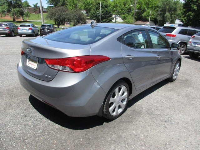 Used 2012 Hyundai Elantra Limited FWD image 8