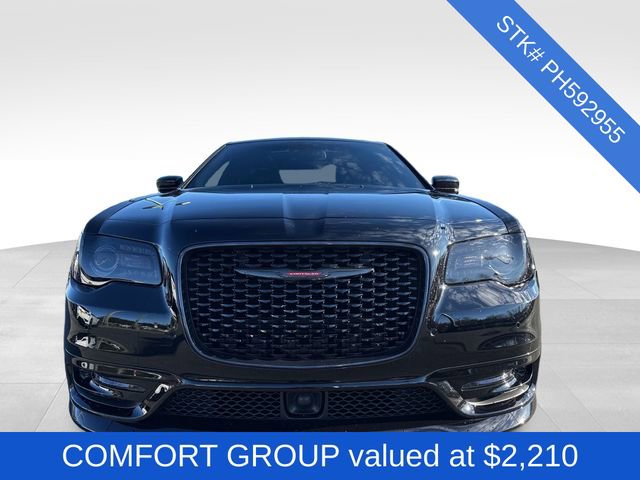 Used 2023 Chrysler 300 S w/ Comfort Group image 3