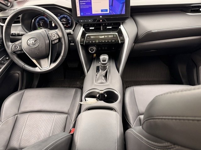Used 2023 Toyota Venza Limited image 14
