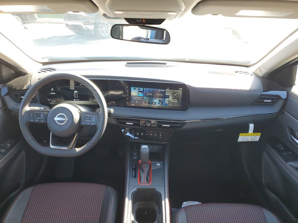 New 2025 Nissan Kicks SR image 22