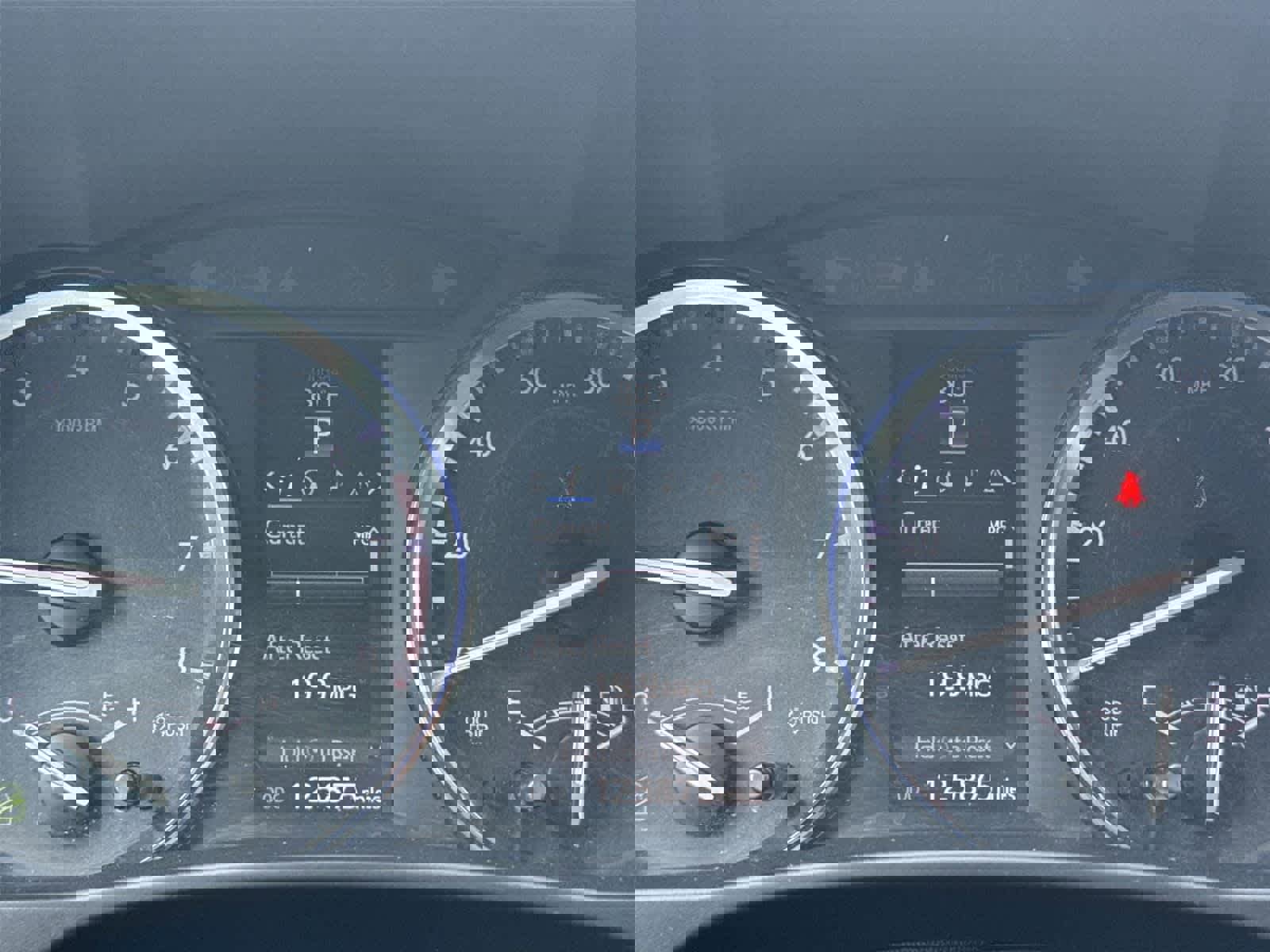 Used 2015 Toyota Highlander XLE AWD/4WD image 28