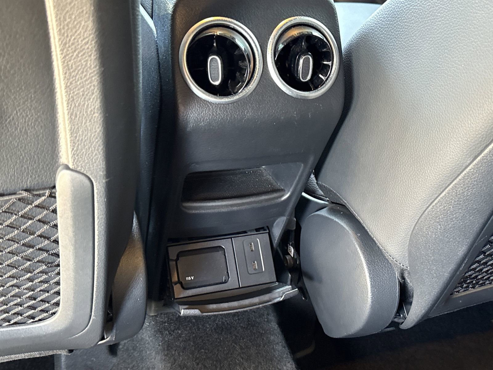 Used 2023 Mercedes-Benz GLA 250 image 11