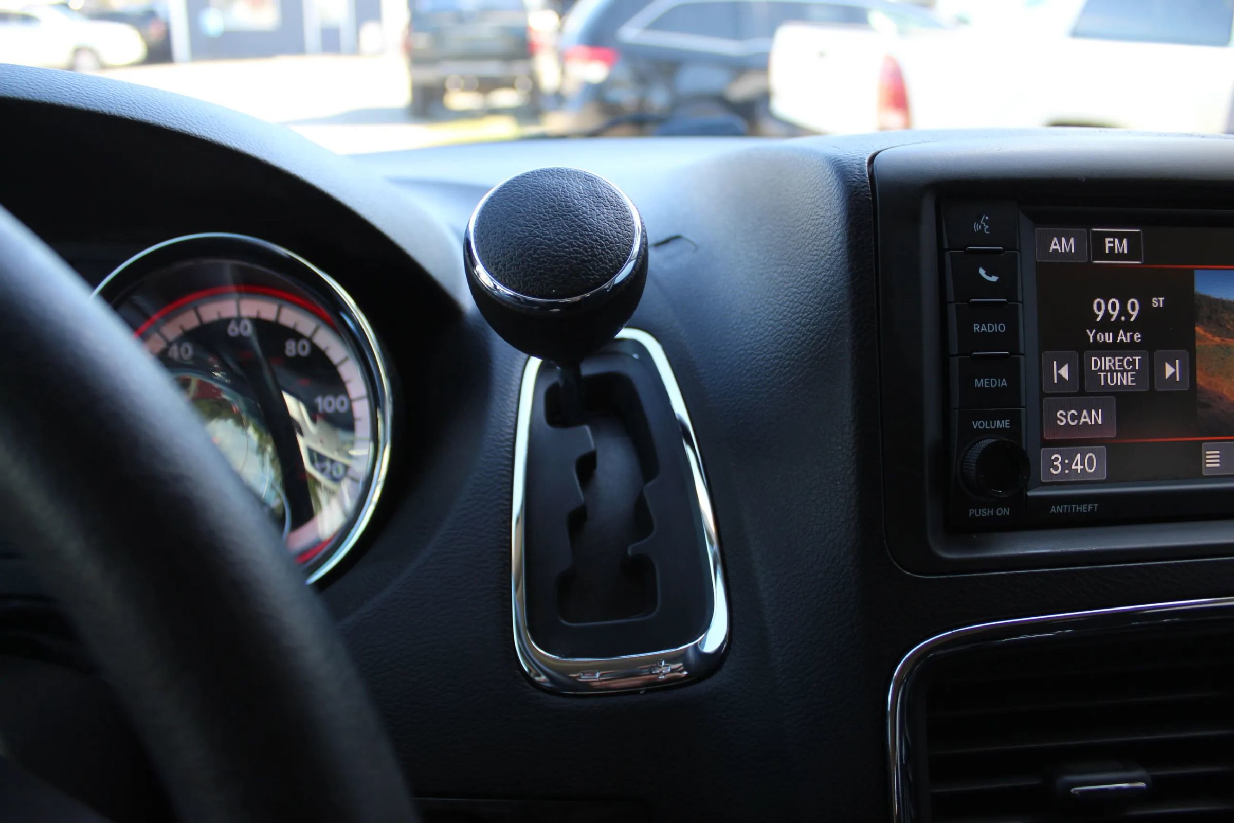 Used 2018 Dodge Grand Caravan SE image 14